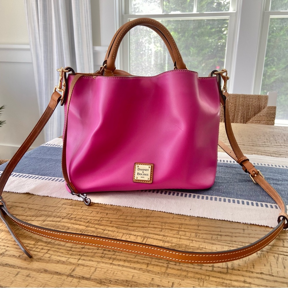 DOONEY & BURKE Smooth Leather Magenta  Wexford Small NWOT
